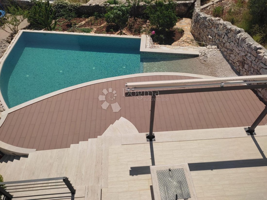 House in Brodarica, Sibenik-Knin County, Croatia 1 - 14616560