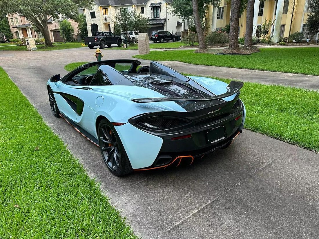 Cabriolet in Houston, TX, United States 4 - 13071808