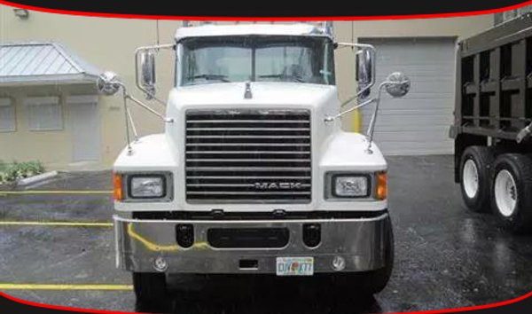 2015 Mack CH613 Pinnacle (13680764)