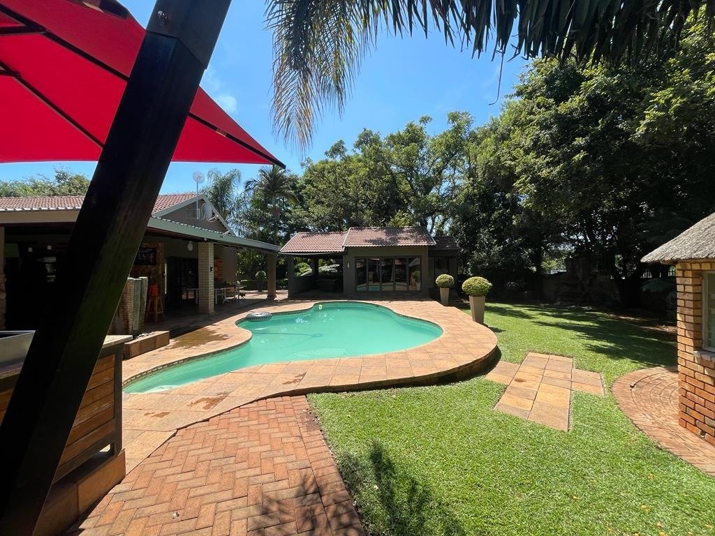 Farm Ranch in Rustenburg, North West, South Africa 5 - 14616651