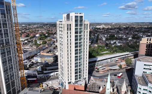 Apartment in Broad Green, London Borough of Croydon, England 1