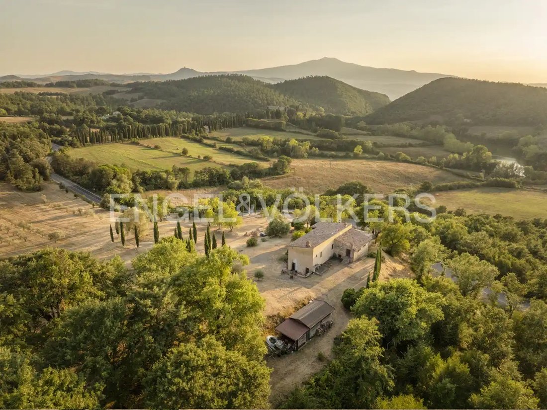 Country House in Sarteano, Tuscany, Italy 2 - 14621870