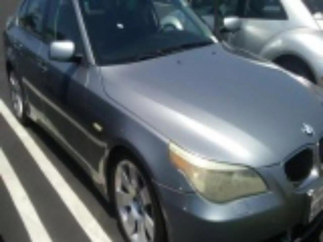 Sedan in Santa Ana, CA, United States 3 - 13301950