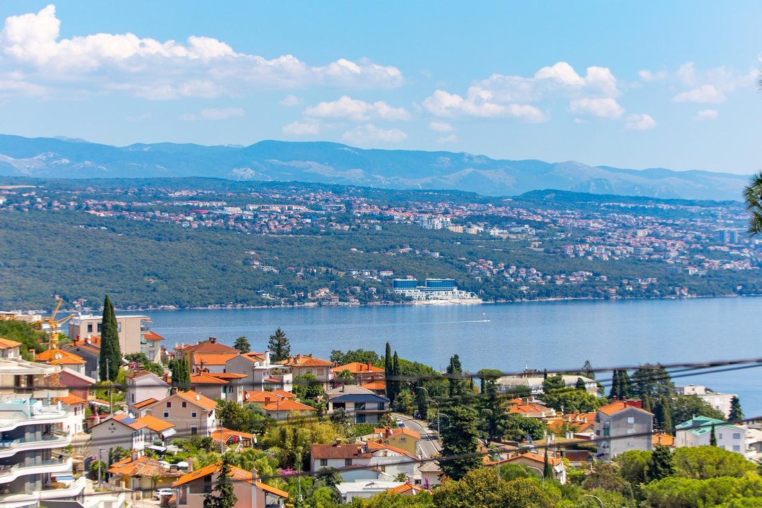 Appartamento a Grad Opatija, Regione litoraneo-montana, Croazia 1 - 14625661