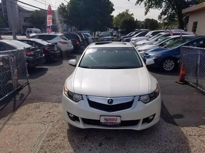 Sedan in White Plains, NY, United States 2 - 13543262