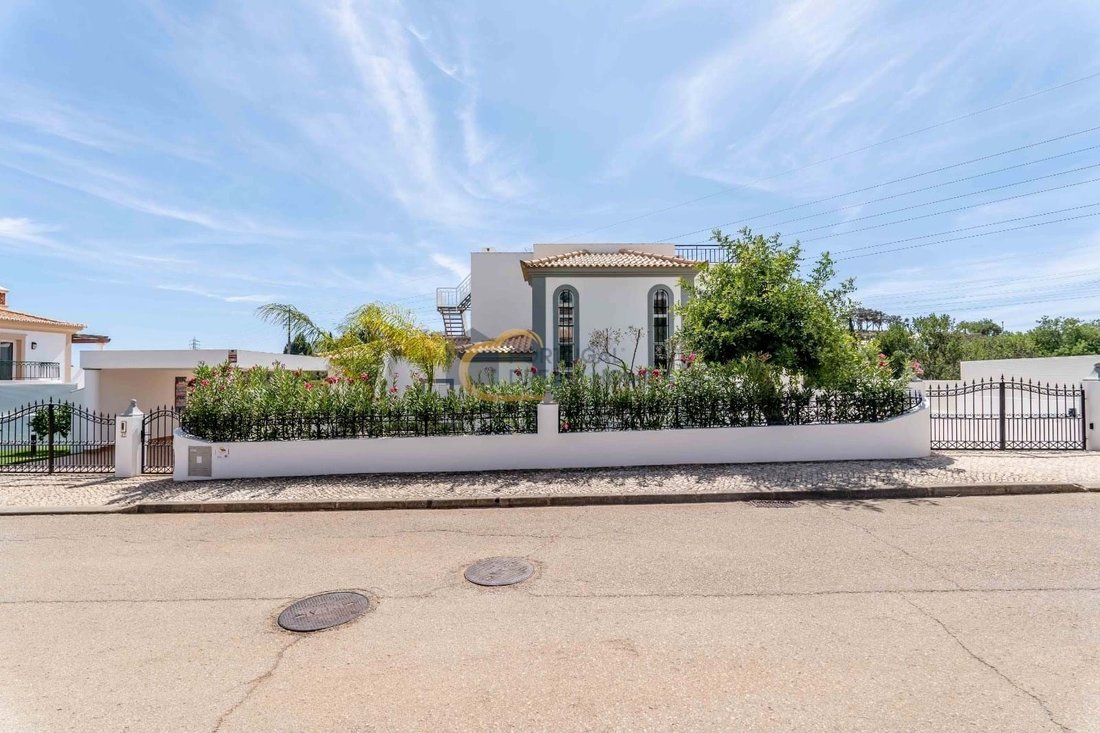 Villa in Praia dos Pescadores, Olhos de Agua, Portugal 3 - 14623320
