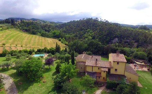Country House in Casciana Terme Lari, Tuscany, Italy 1
