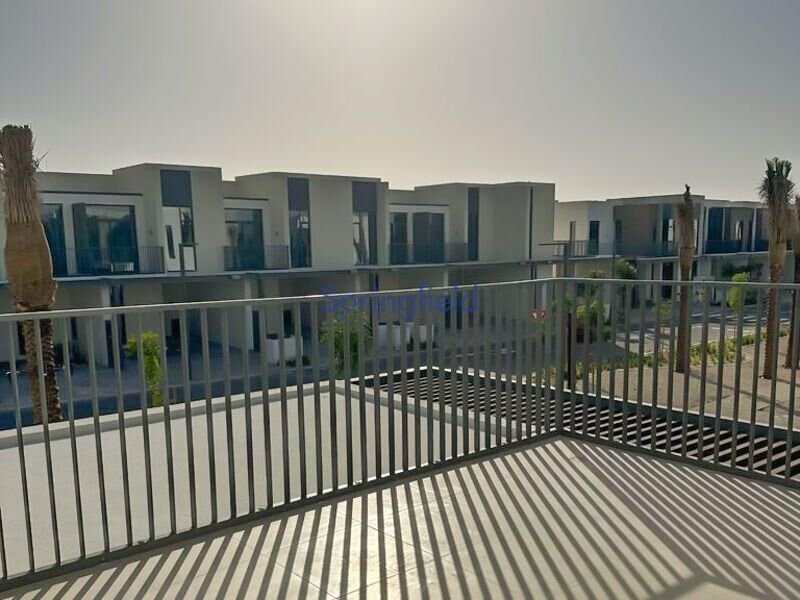Land in United Arab Emirates 5 - 14627281