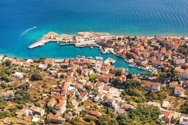 Land in Sucuraj, Split-Dalmatia County, Croatia 1 - 14627303