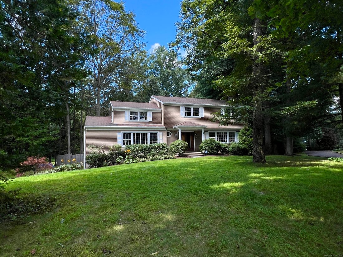 11 Morehouse Lane, Norwalk, Ct 06850 In Norwalk, Connecticut, United