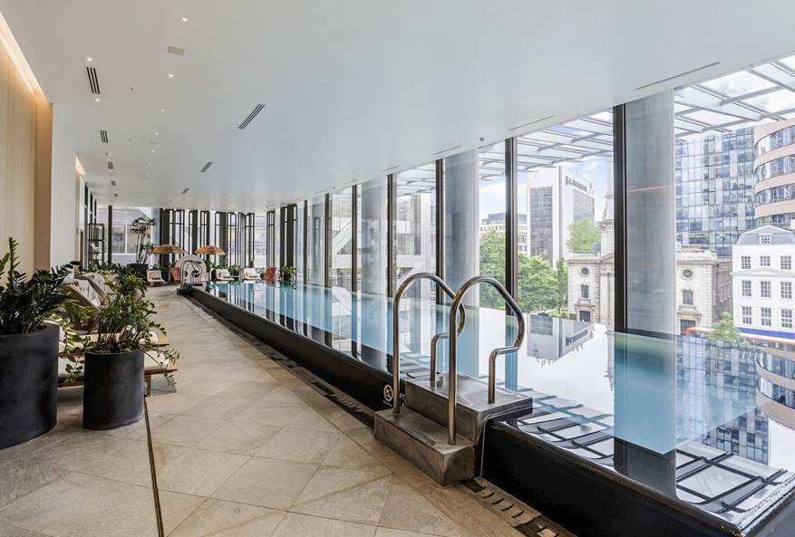Apartment in EC2, Islington, England 5 - 14626560