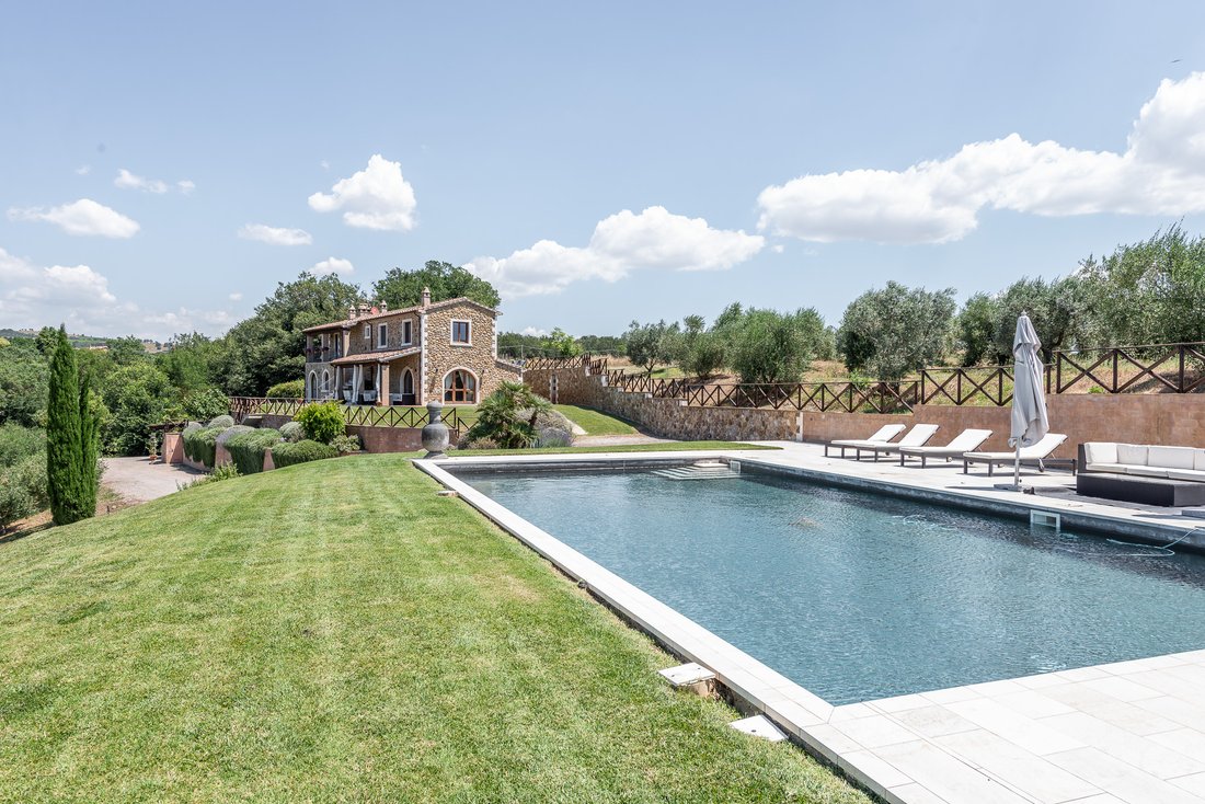 Villa in Manciano, Tuscany, Italy 1 - 14629303