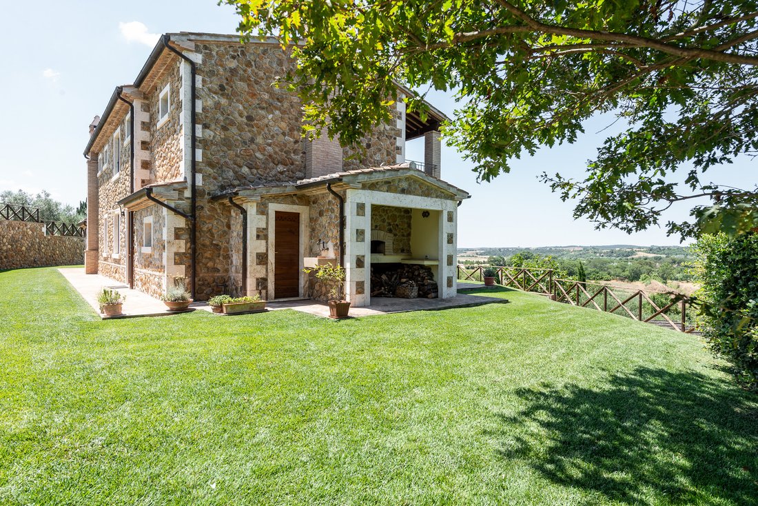 Villa in Manciano, Tuscany, Italy 4 - 14629303