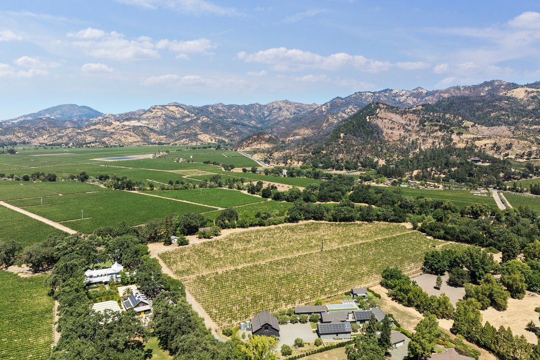 Calistoga, California, United States 2 - 14629288