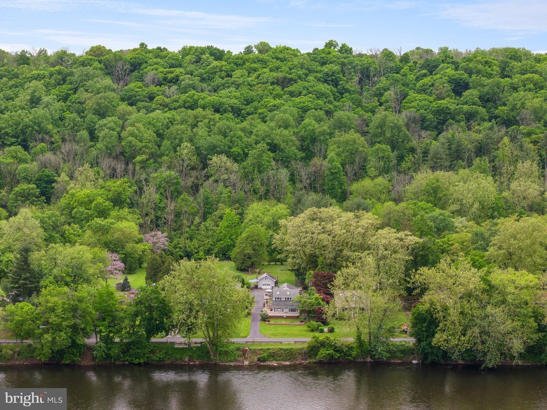Residential Upper Black Eddy In Upper Black Eddy, Pennsylvania, United