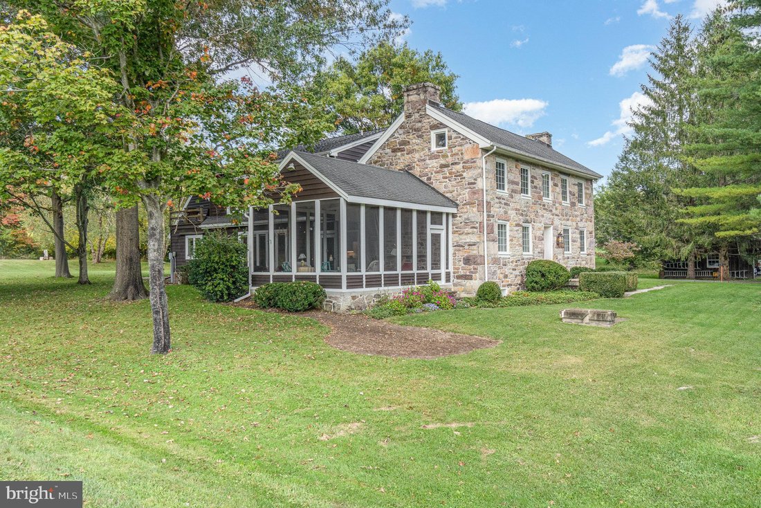 Residential Amberson In Amberson, Pennsylvania, United States For Sale