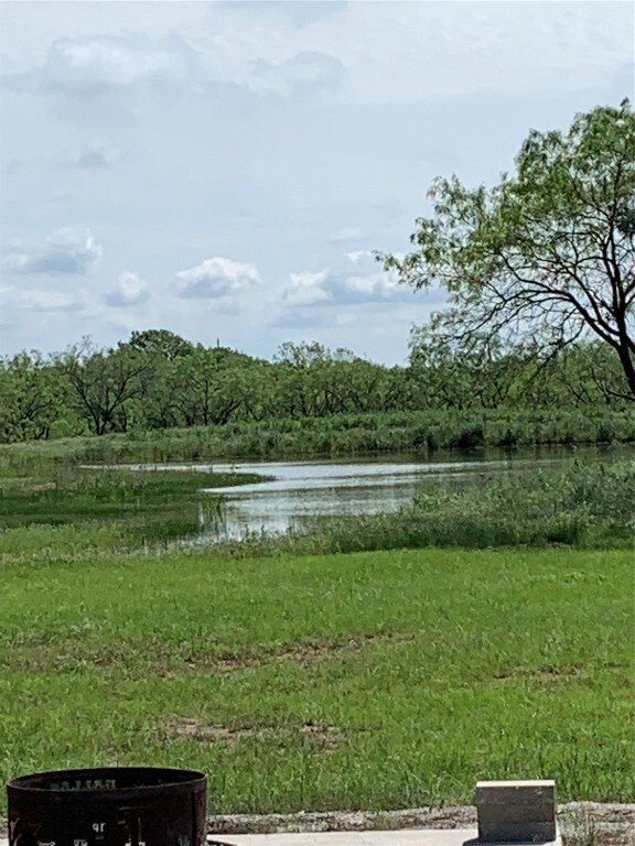 House in Carbon, Texas, United States 1 - 14644887