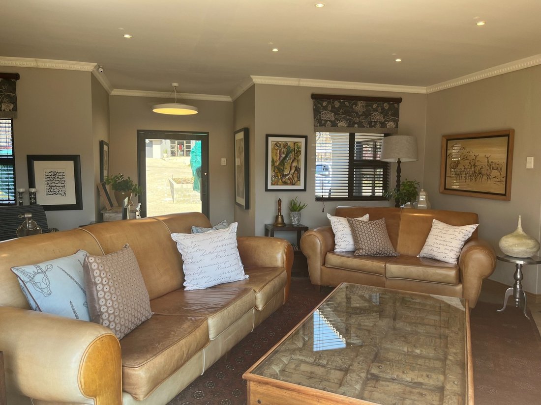 House in Mangaung Metropolitan Municipality, Free State, South Africa 4 - 14646995