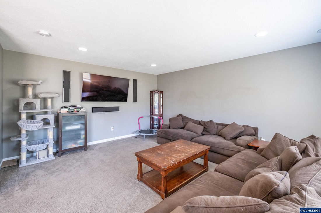 House in Lebanon, Oregon, United States 5 - 14640891