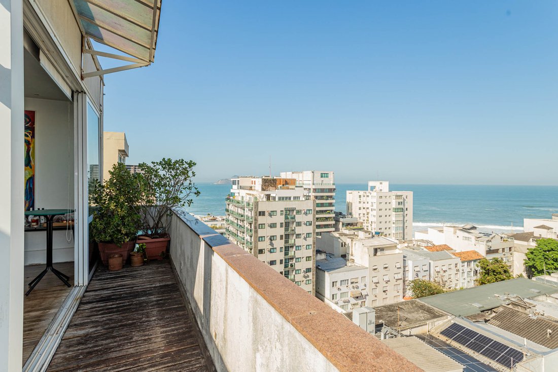 Apartment in Rio de Janeiro, State of Rio de Janeiro, Brazil 1 - 14647443