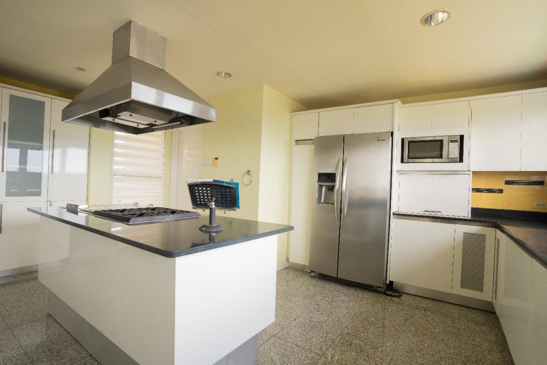 47 A Beverly Hills In Kingston, Jamaica For Sale (14647284)