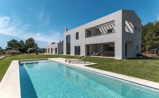 Villa in Santa Maria del Cami, Balearic Islands, Spain 1