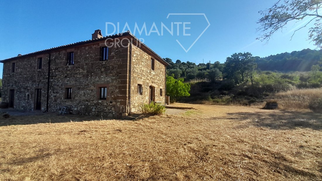 Villa in Acquapendente, Lazio, Italy 3 - 14652098