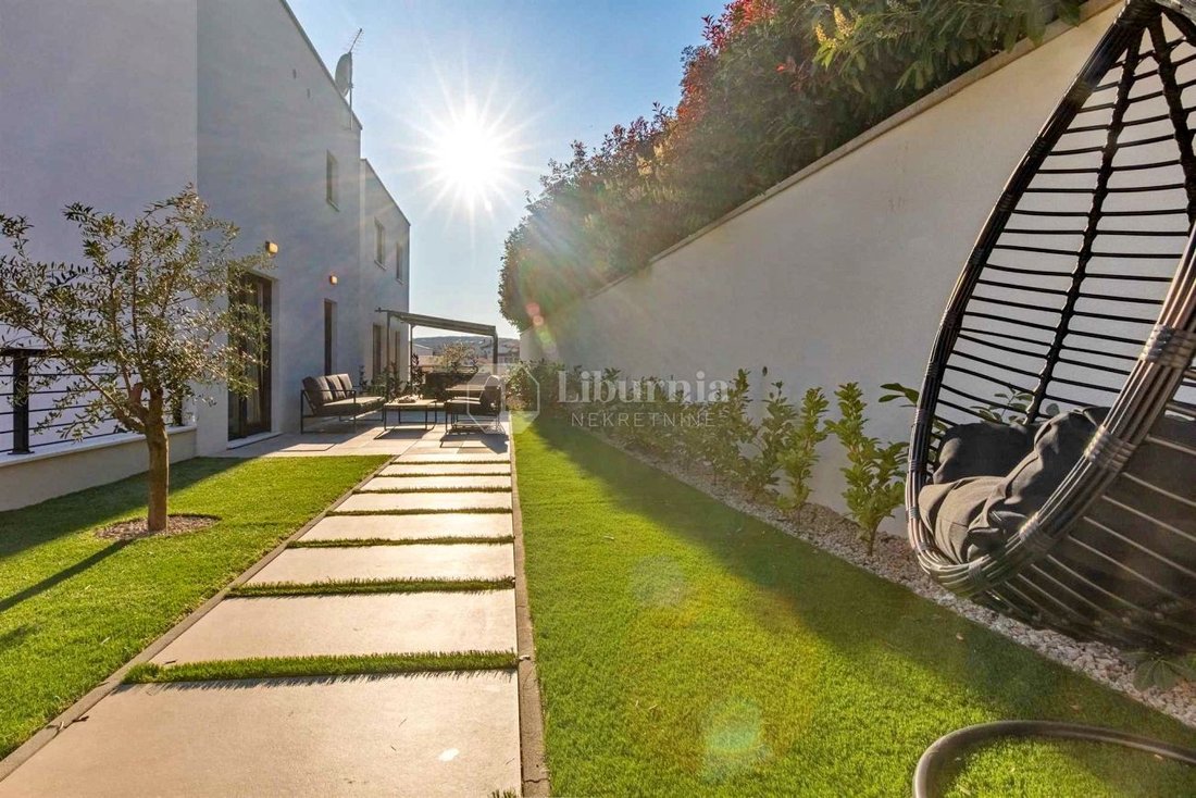 Apartment in Krk, Primorje-Gorski Kotar County, Croatia 4 - 14653411
