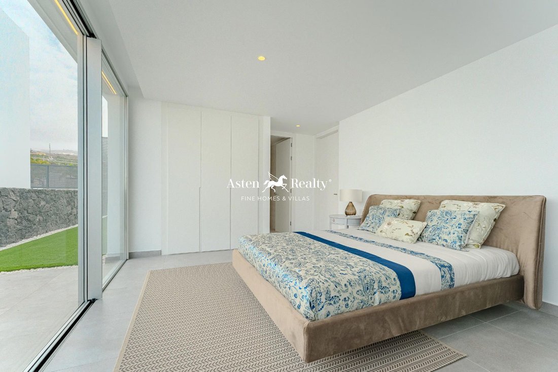 Villa in Callao Salvaje, Adeje, Canary Islands 4 - 14654666