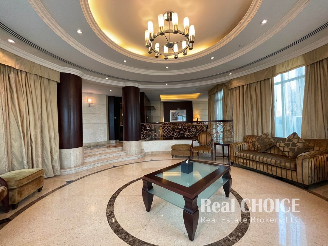 Decor your Outdoor space: 25+ Stylish Patio Ideas for Apartment - Cozy Penthouse Apartments With Comfortable Outdoor Seating