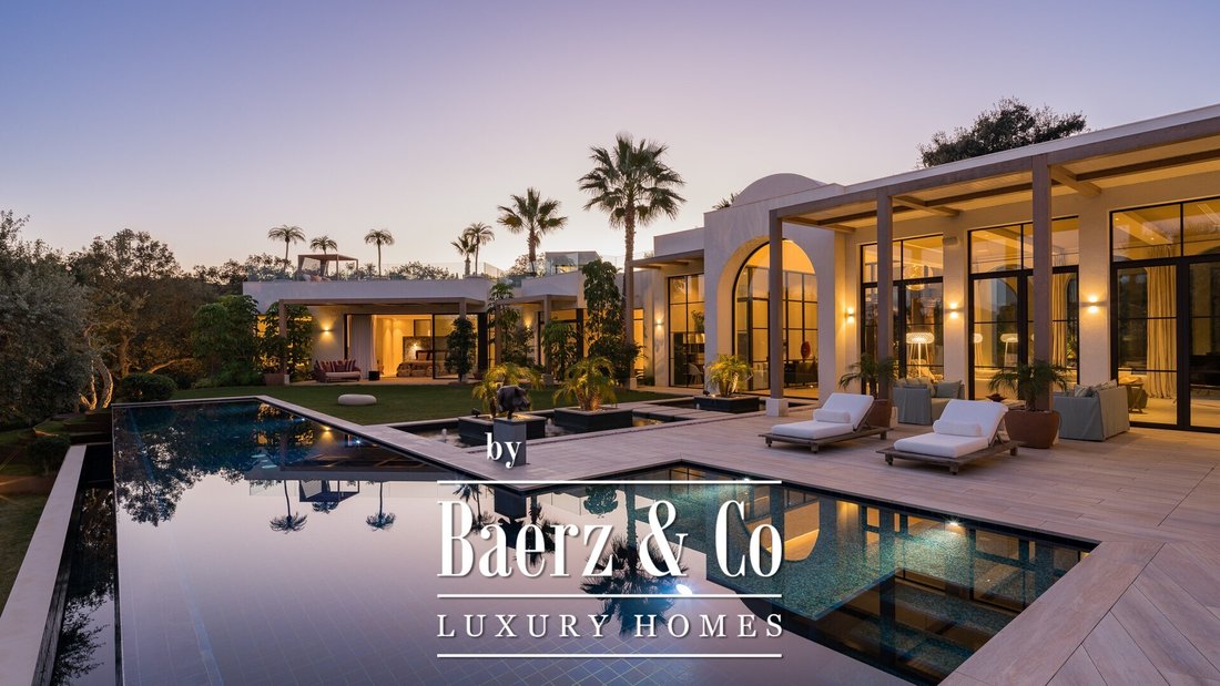 Villa in Sotogrande, San Roque, Andalusia 1 - 13993087
