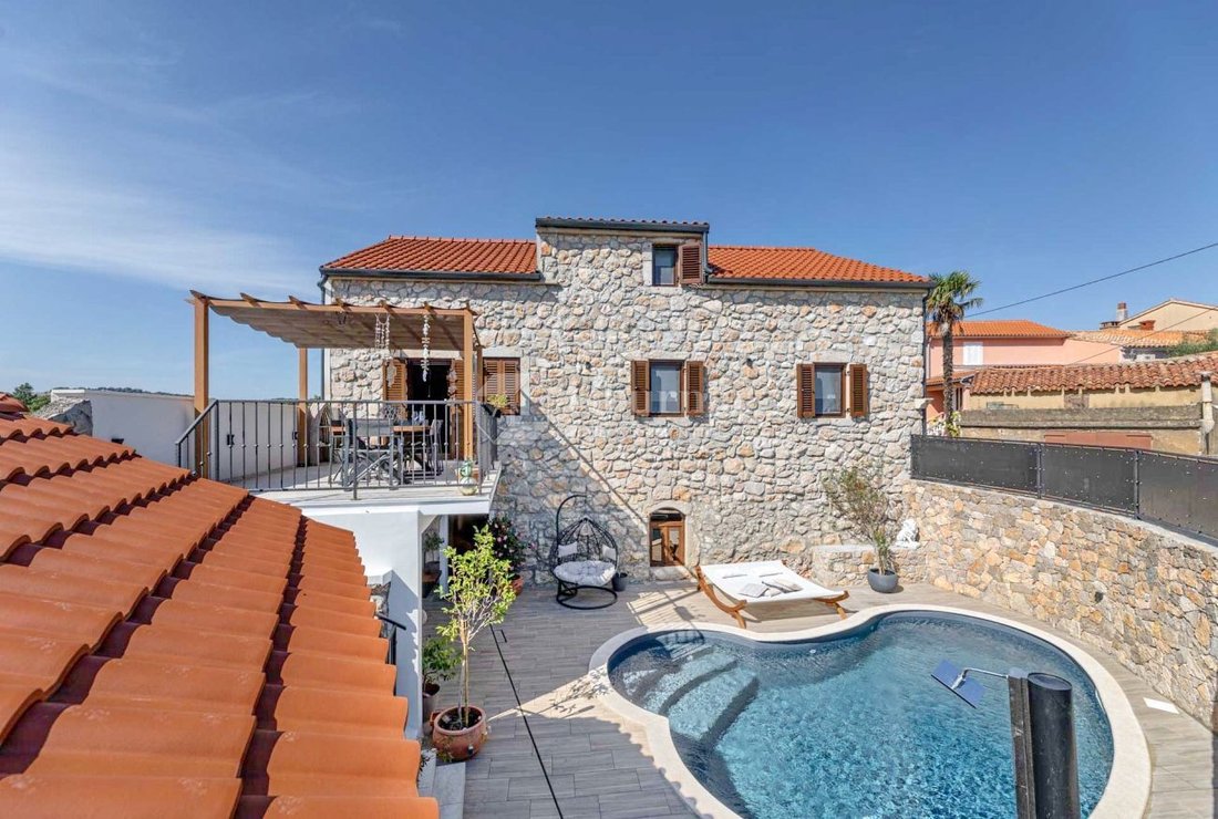 House in Vrbnik, Primorje-Gorski Kotar County, Croatia 3 - 14653302