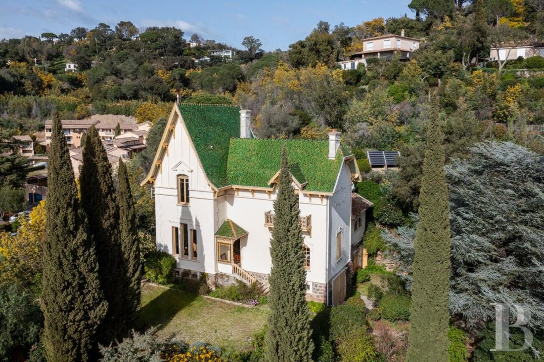 Villa in La Croix-Valmer, Provence-Alpes-Côte d'Azur, France 1 - 14650566