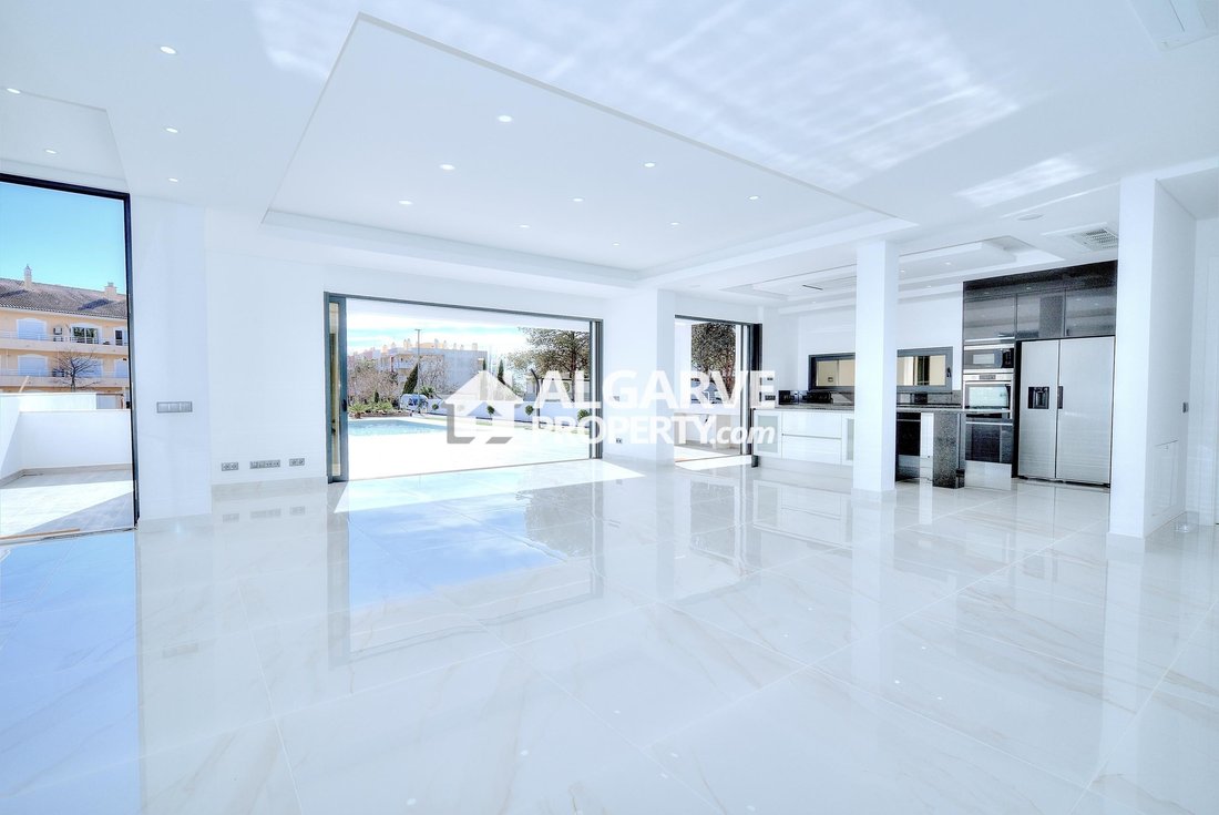Villa in Vilamoura, Quarteira, Algarve 2 - 12713059