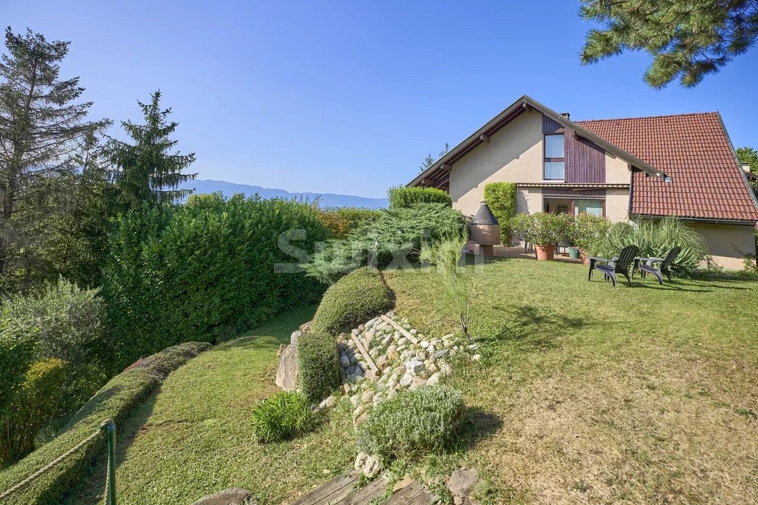 House in Collonges-sous-Salève, Auvergne-Rhône-Alpes, France 1 - 14657182