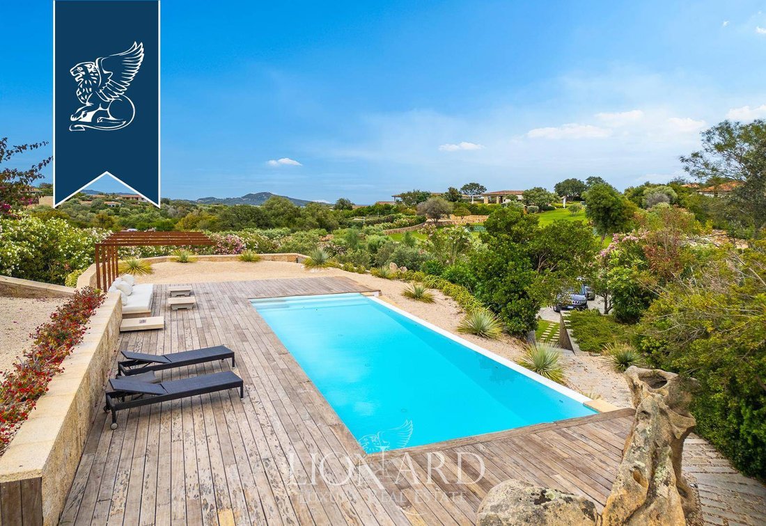 Villa in Puntaldia, Sardinia, Italy 3 - 14654796