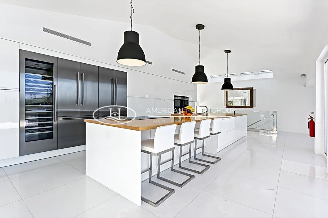 Chalet in Elviria-Cabopino, Marbella, Spain 4 - 14651655