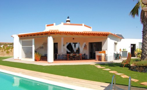 Farm Ranch in Monsaraz, Évora District, Portugal 1