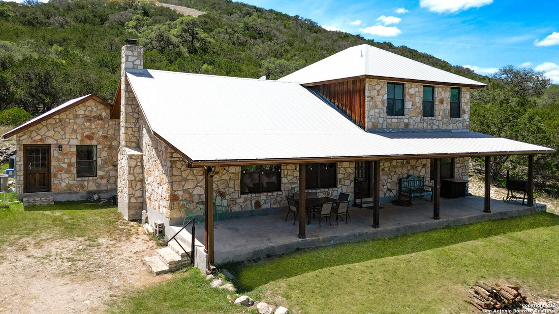 Residential Con Can In Concan, Texas, United States For Sale (14649035)