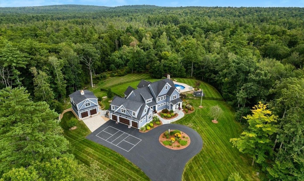 Residential Candia In Candia, New Hampshire, United States For Sale