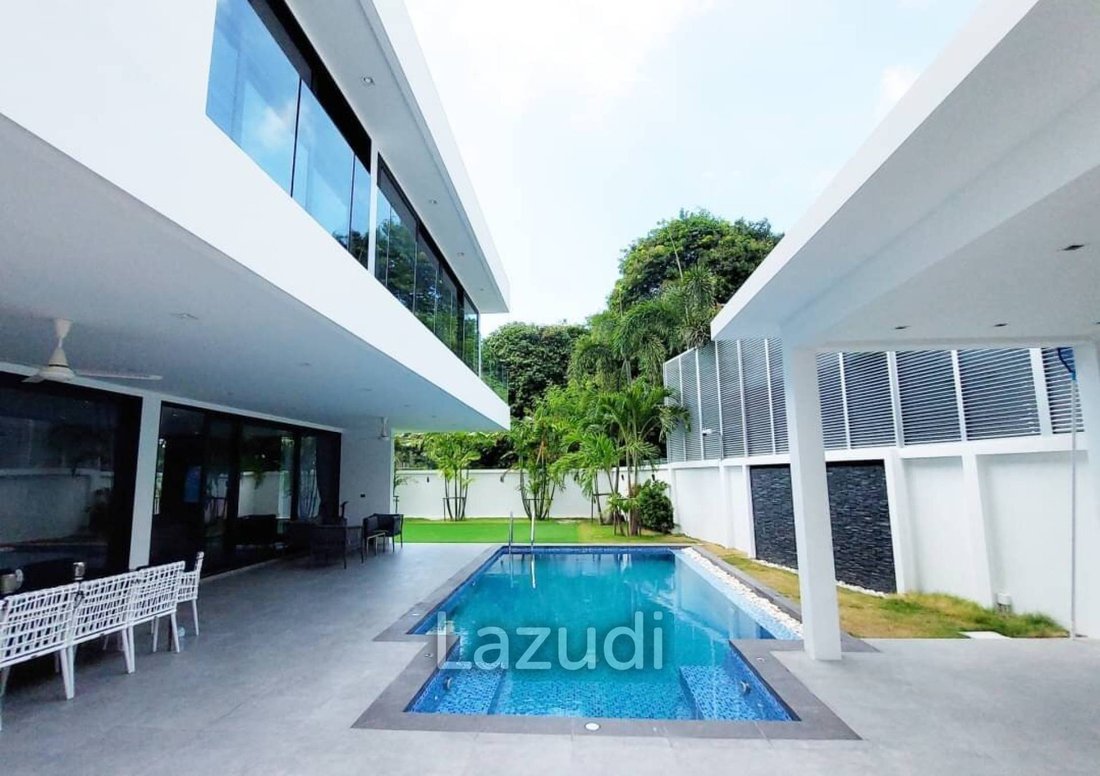 Villa in Pattaya City, Chon Buri, Thailand 2 - 12645777