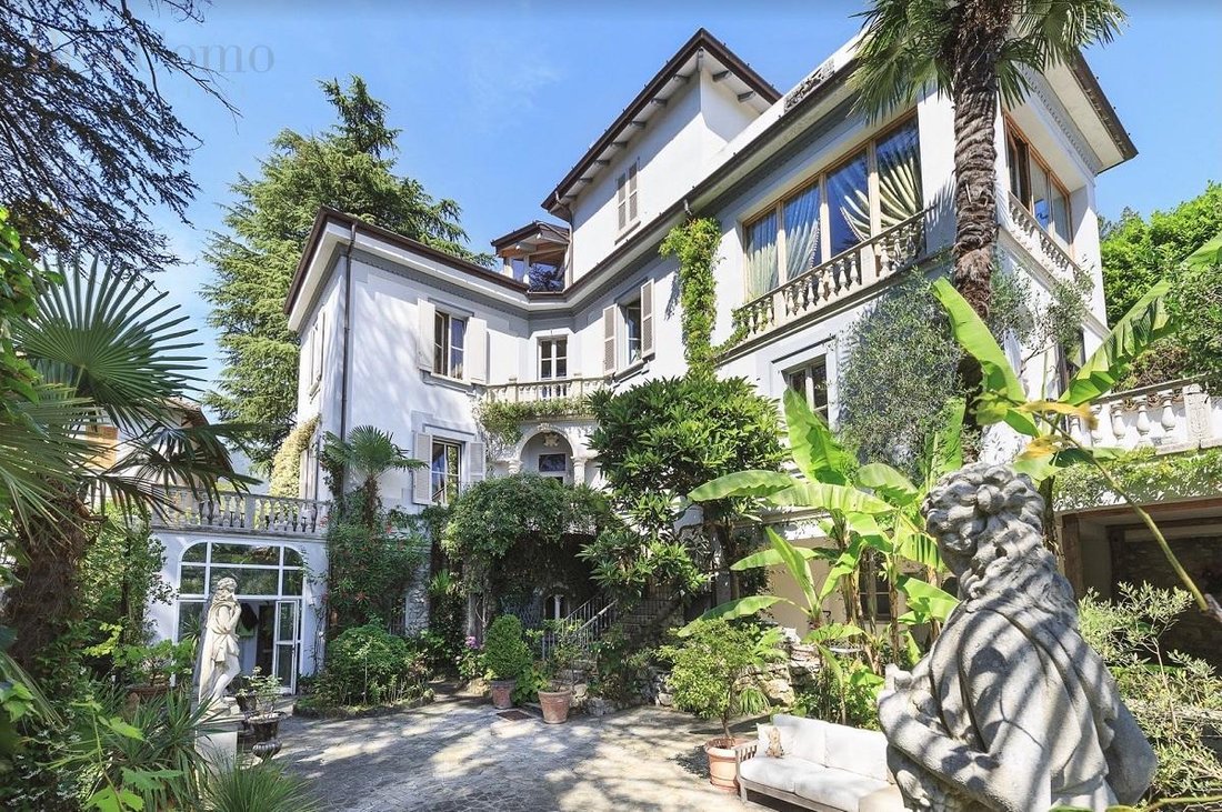 Villa en Dizzasco, Lombardía, Italia 1 - 14658397
