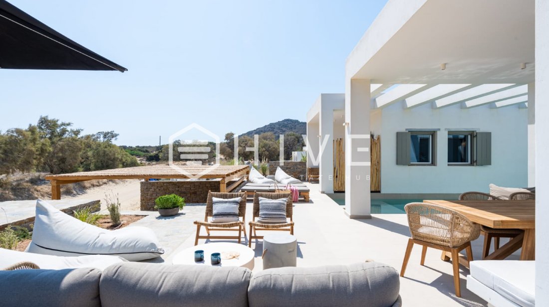Villa in Paros, Aegean, Greece 2 - 13837064