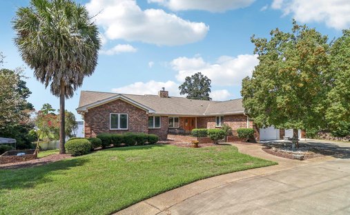 House in Ridgeway, South Carolina, United States 1