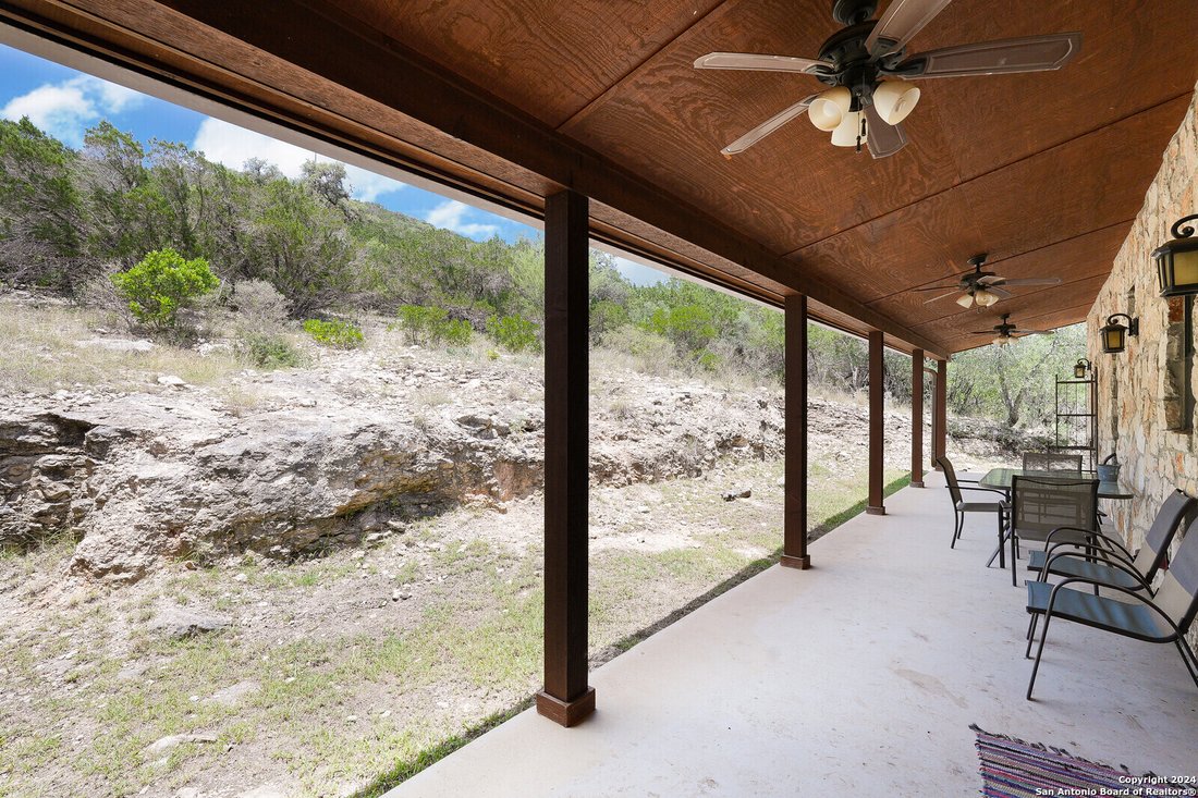 Residential Con Can In Concan, Texas, United States For Sale (14649035)