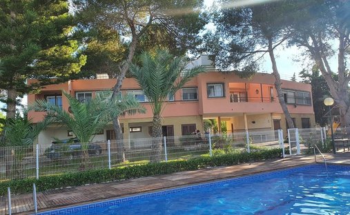 Chalet in Torrevieja, Valencian Community, Spain 1