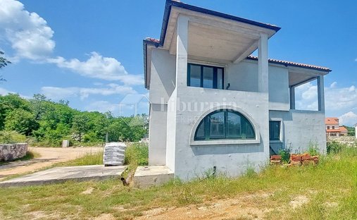 House in Punat, Primorje-Gorski Kotar County, Croatia 1