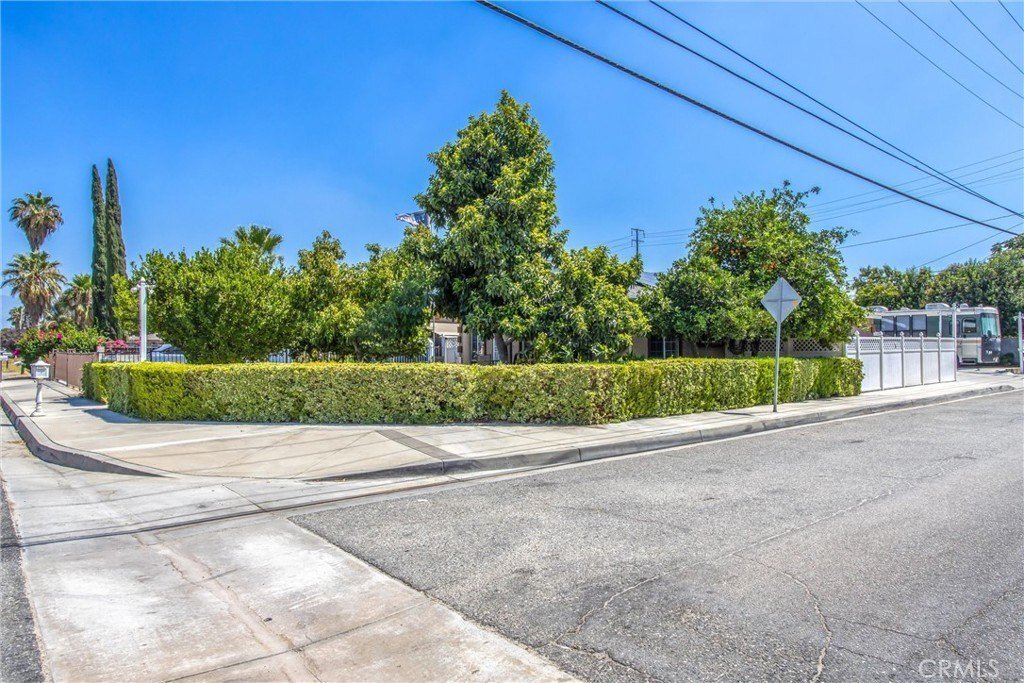 House in San Bernardino, California, United States 3 - 14652597