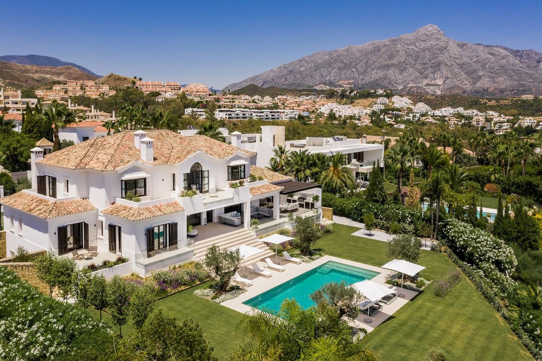 Villa in Nueva Andalucia, Marbella, Spain 1 - 14651491