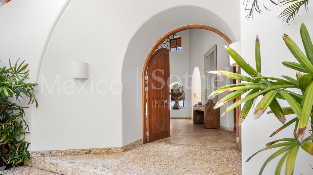 Condo in Zihuatanejo, Guerrero, Mexico 3 - 14647502